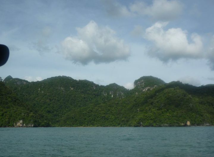 Tasik dayang bunting langkawi